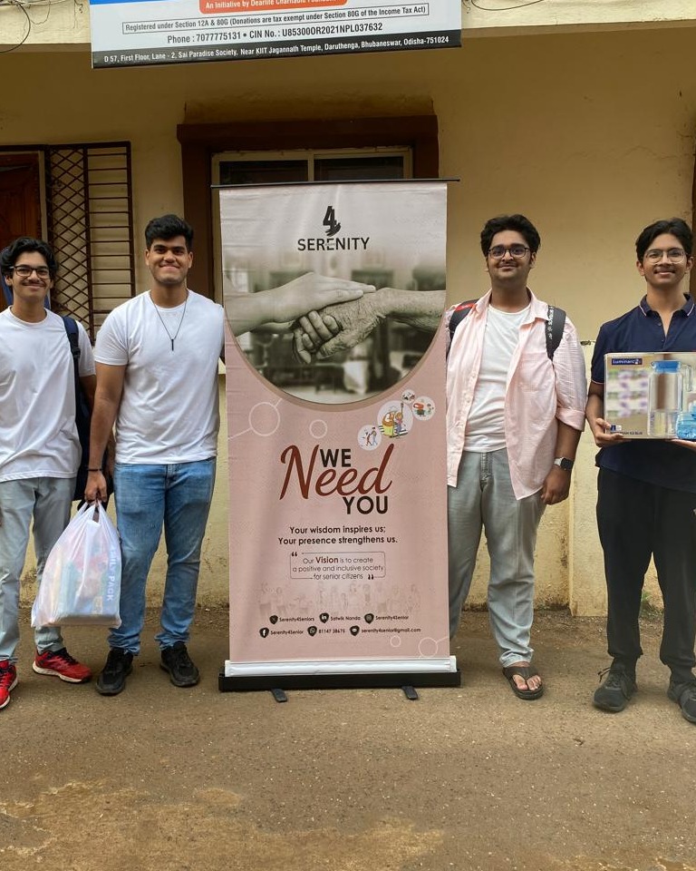 Home serenity4seniors-volunteers-gift-distribution-drive-bhubaneswar-may-2025